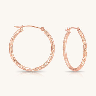 DIAMOND-CUT HOOP