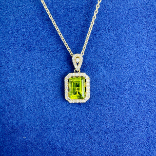 Yellow Gold Green Emerald Halo Necklace