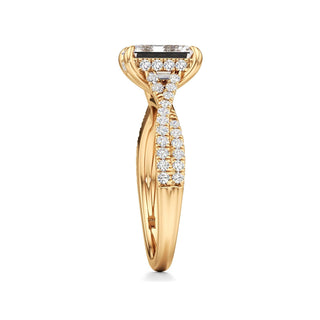 Adelina Round Twisted Diamond Band