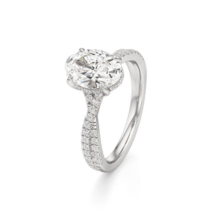 Adelina Round Twisted Diamond Band
