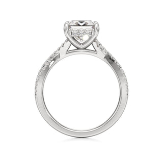 Adelina Round Twisted Diamond Band