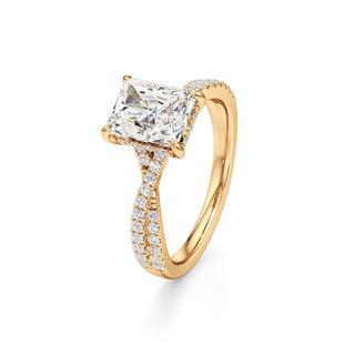 Adelina Round Twisted Diamond Band