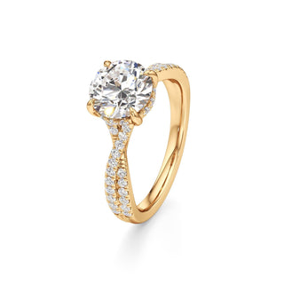 Adelina Round Twisted Diamond Band
