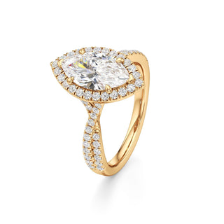 Alissa Radiant Halo with Twisted Diamond Band