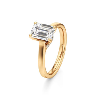 Annelise Round Cathedral with Diamond Bridge