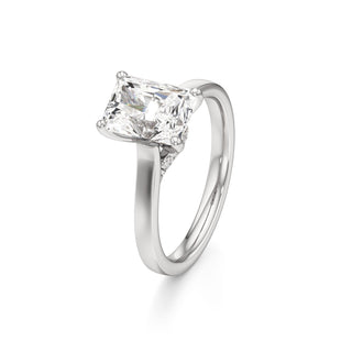Annelise Round Cathedral with Diamond Bridge