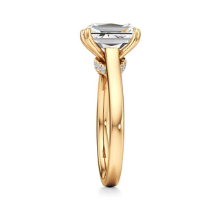 Annelise Round Cathedral with Diamond Bridge