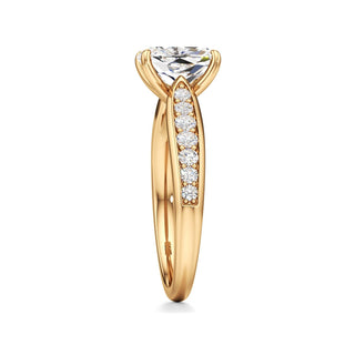 Asteria Radiant Diamond Band