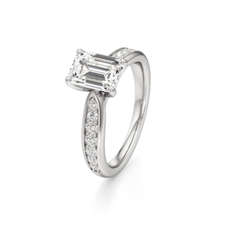 Asteria Radiant Diamond Band