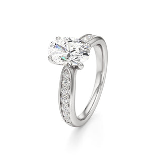 Asteria Radiant Diamond Band