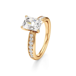 Asteria Radiant Diamond Band