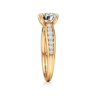 Asteria Radiant Diamond Band