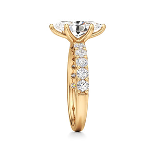Brynn Radiant Graduated Diamond Band