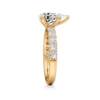 Brynn Radiant Graduated Diamond Band