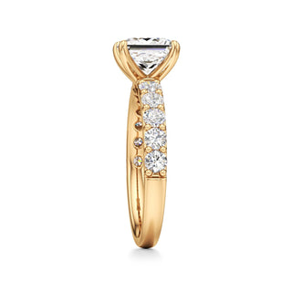 Brynn Radiant Graduated Diamond Band