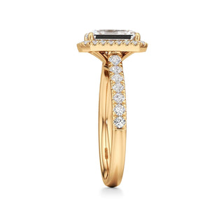Camellia Pear Halo with Diamond Band