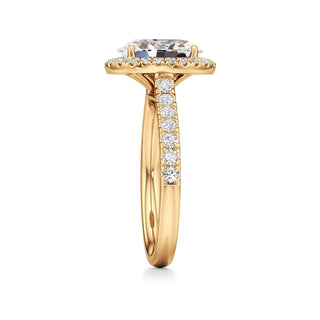 Camellia Pear Halo with Diamond Band