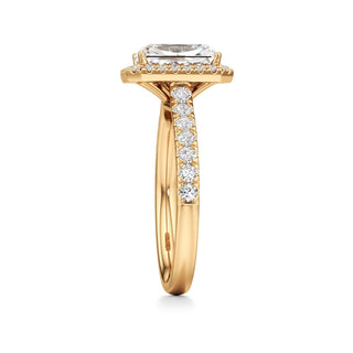Camellia Pear Halo with Diamond Band