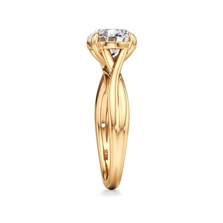Carmel Elongated Cushion Bypass Twist Band