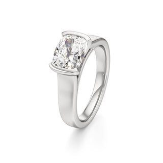 Cyra Emerald Half Bezel Wide Band
