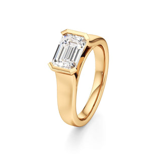 Cyra Emerald Half Bezel Wide Band