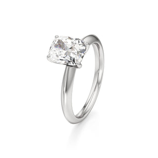 Delphina Oval Classic Solitaire