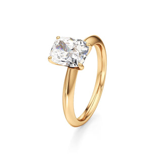 Delphina Oval Classic Solitaire