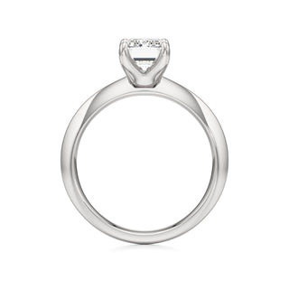 Delphina Oval Classic Solitaire
