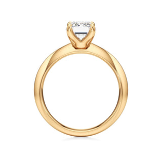 Delphina Oval Classic Solitaire