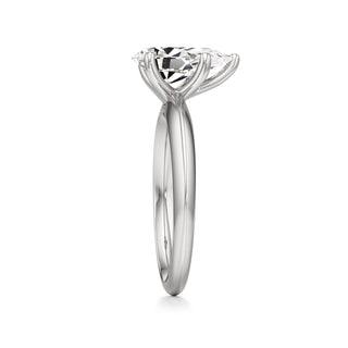 Delphina Oval Classic Solitaire