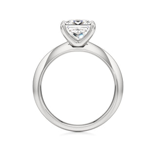 Delphina Oval Classic Solitaire