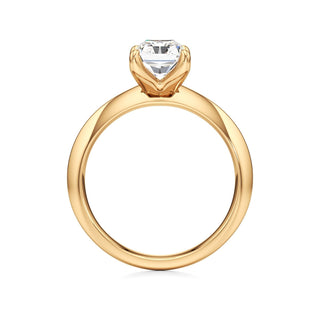 Delphina Oval Classic Solitaire