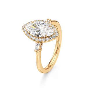 Eirlys Round Halo with Baguette Side Stones