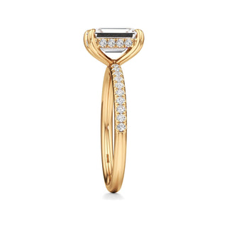 Elara Oval Diamond Band Hidden Halo