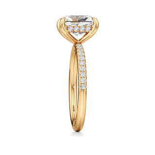 Elara Oval Diamond Band Hidden Halo