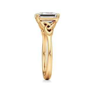Eluned Radiant Celtic Knot