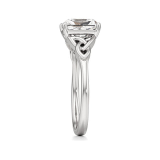 Eluned Radiant Celtic Knot