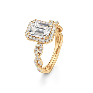 Gilda Pear Halo with Twisted Diamond Band