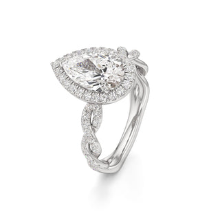 Gilda Pear Halo with Twisted Diamond Band