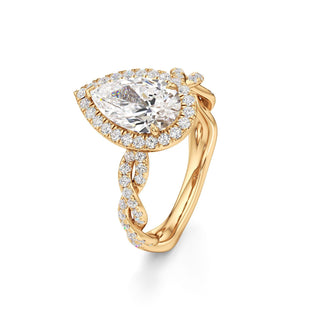 Gilda Pear Halo with Twisted Diamond Band