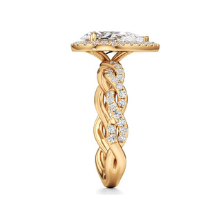 Gilda Pear Halo with Twisted Diamond Band