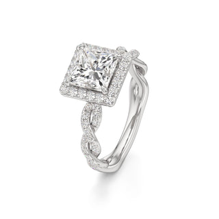 Gilda Pear Halo with Twisted Diamond Band