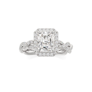 Gilda Pear Halo with Twisted Diamond Band