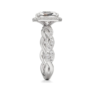 Gilda Pear Halo with Twisted Diamond Band