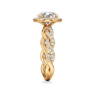Gilda Pear Halo with Twisted Diamond Band
