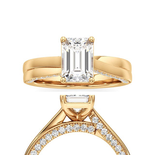 Gwynne Radiant Side Pave Band