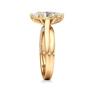 Gwynne Radiant Side Pave Band