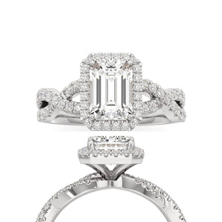 Ilaris Round Halo with Twisted Diamond Band
