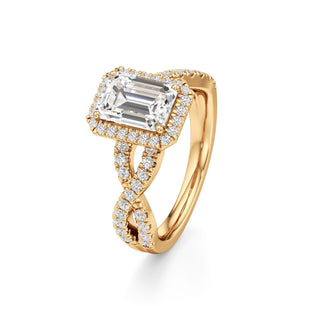 Ilaris Round Halo with Twisted Diamond Band