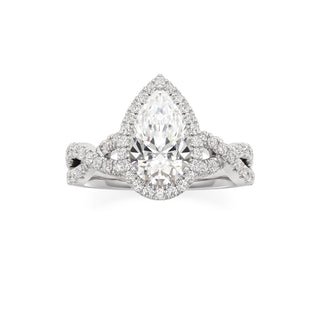 Ilaris Round Halo with Twisted Diamond Band